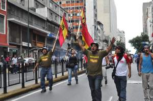 Oficialistas protestan en marcha de Capriles7