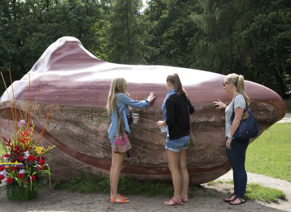 Alemania quiere devolver la piedra Kueka, pero bajo la figura de la retrodonación