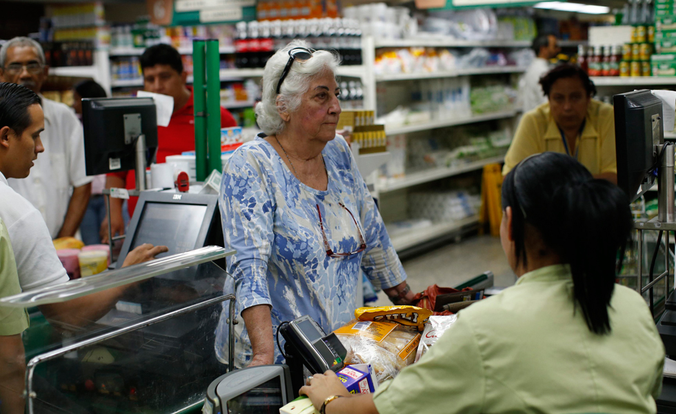 Según Hinterlaces, 70% de los venezolanos tiene una buena situación económica