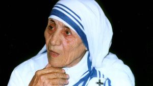 La santidad de la madre Teresa es cuestionada en Calcuta