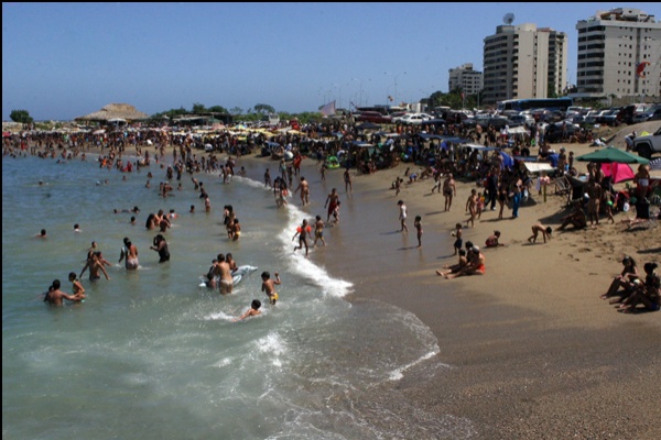 Evalúan playas de Vargas para asegurar su buen estado en asueto de Carnaval