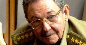 Raúl Castro llama a su Ejecutivo a enfrentar las adversidades con “resistencia”