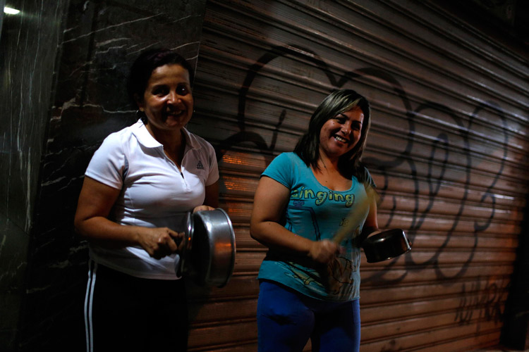 Así fue el cacerolazo de este jueves (Fotos)