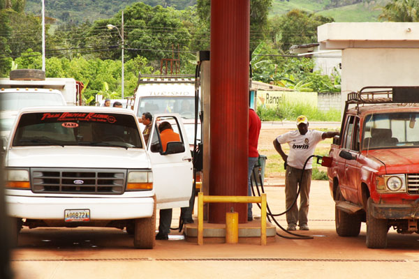 Gasolina aumenta a Bs 20 el litro en bombas de la frontera del Táchira