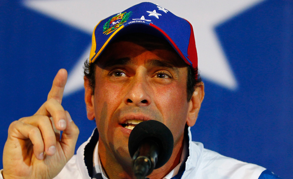 Capriles anuncia que expediente del 14A será presentado ante instancias internacionales