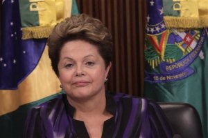 Aprobación del gobierno de Rousseff en Brasil cae a 31%