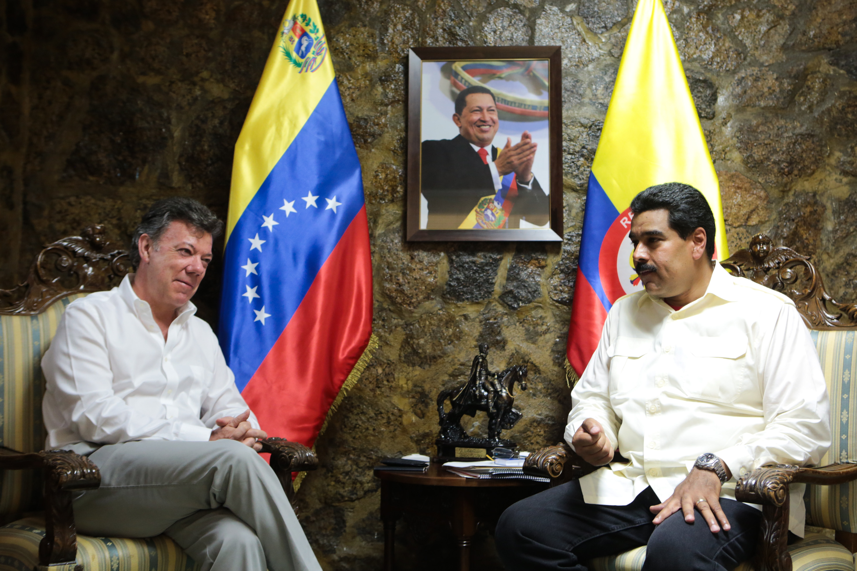 El encuentro de Santos y Maduro (Fotos)