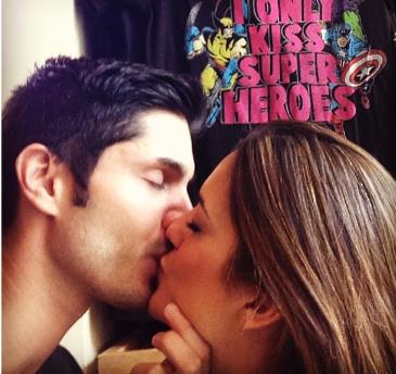 Así de apasionado se besaron estos actores venezolanos (Fotos)