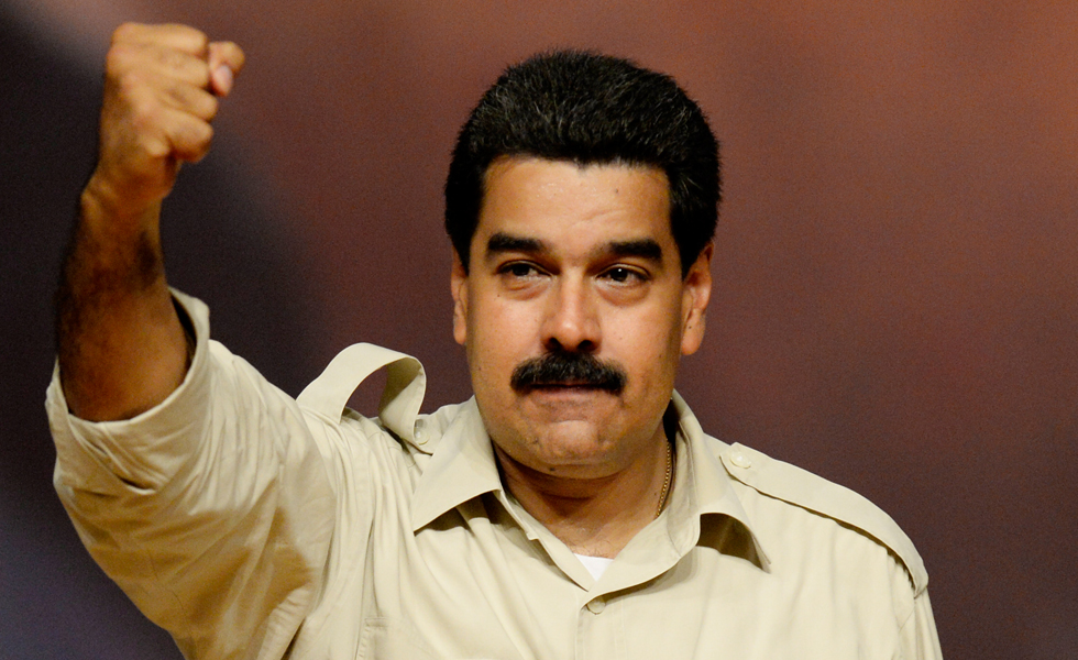 Maduro felicita en una misiva a Cartes a cuya investidura no fue invitado