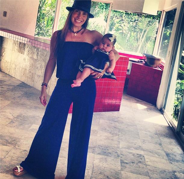 Ana Karina Manco compartió con sus seguidores una foto junto a su pequeña hija