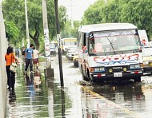 Protección Civil mantiene vigilancia ante fuertes precipitaciones en Trujillo