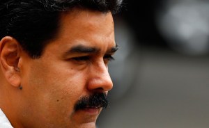 Maduro reactiva “Comando Antigolpe” para detener presunta guerra económica