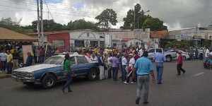 Protestan por la inseguridad en Punta de Mata, estado Monagas