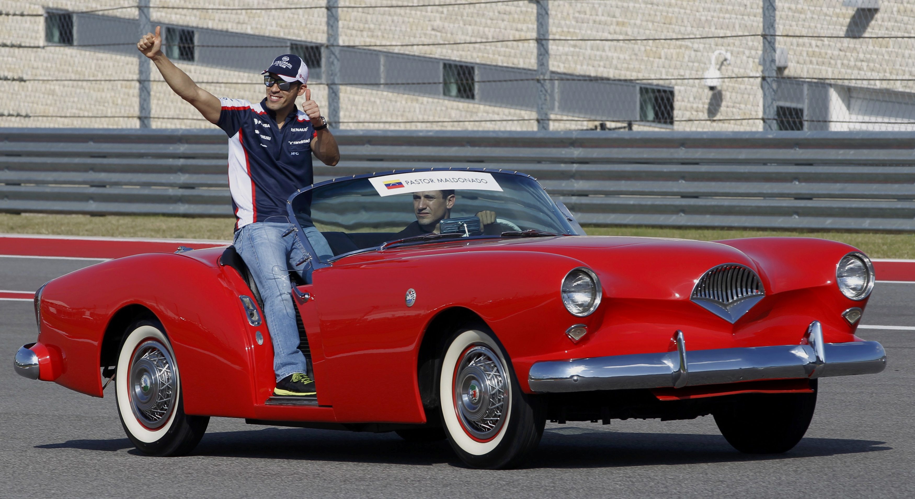 Así llegó Pastor Maldonado al Circuito de las Américas (Foto)