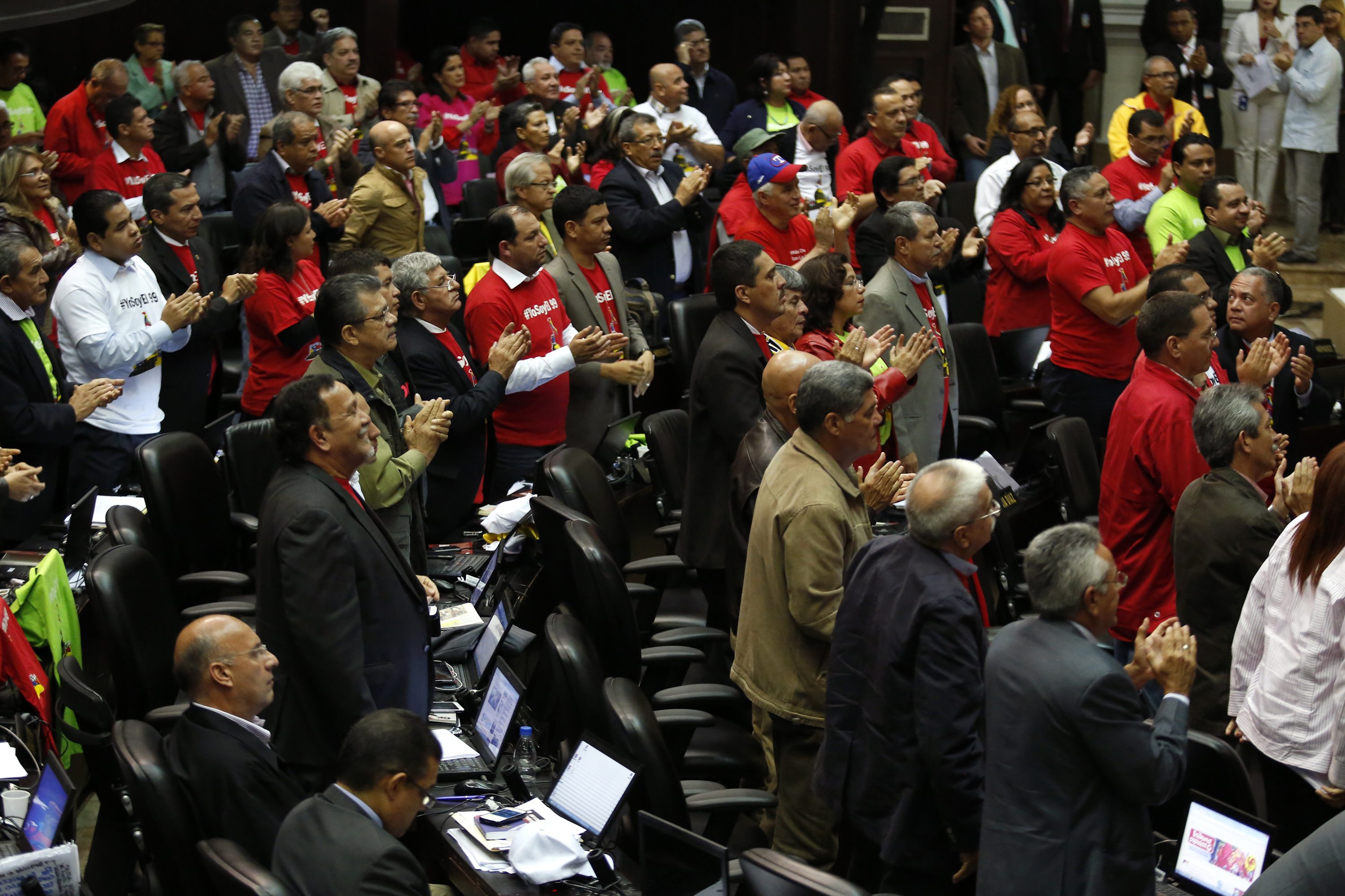 Crónica Parlamentaria: La habilitante es una excusa para desmontar la democracia