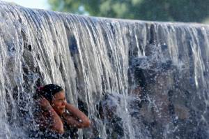 Argentina mantiene alerta roja por ola de calor