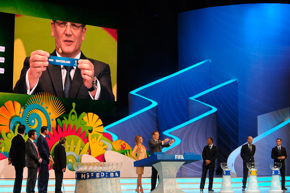 Así quedaron los grupos del Mundial Brasil 2014 (Fotos)
