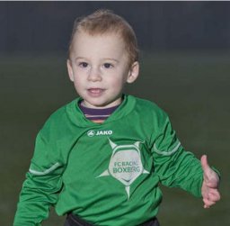 Niño de 20 meses se convierte en el futbolista federado más joven de Bélgica