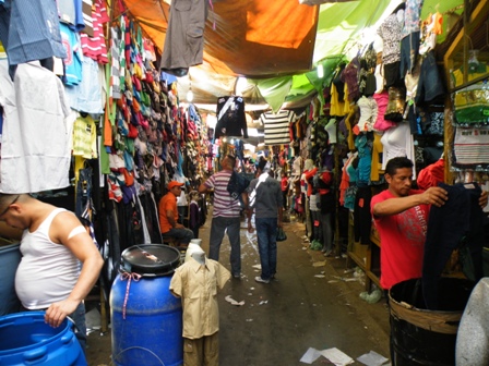 A vendedores del mercado en El Tigre les cuesta surtir sus puestos