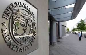 FMI: Economía venezolana se contraerá 7% y junto a Brasil y Ecuador arrastrarán niveles de América Latina