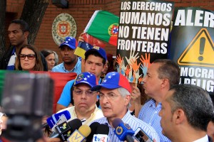 Exigen al Consulado de Portugal pronunciarse sobre violación de DDHH en Venezuela (Fotos)