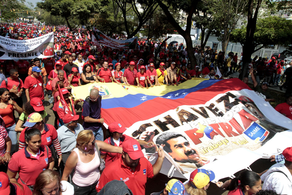 Chavismo convoca a marcha “alegre” y de “combate” el mismo día que la oposición