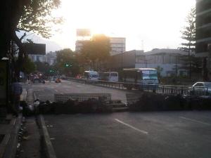 Los Palos Grandes amaneció con barricadas (Fotos)