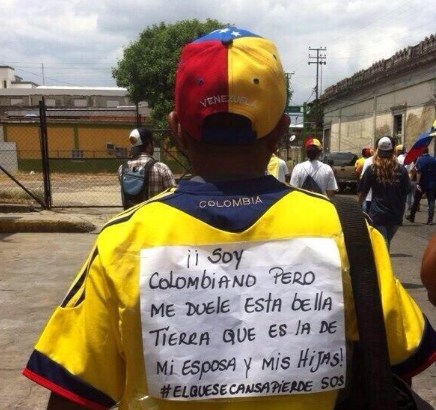 Este colombiano salió a luchar por Venezuela #19A (Foto)