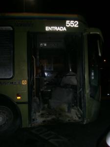 Conductor de Metrobús sufrió quemaduras tras ataque a unidad