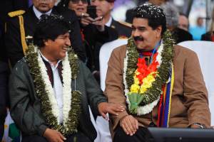 Maduro anuncia Telesur en inglés, y Morales pide emisiones en quechua y aymara