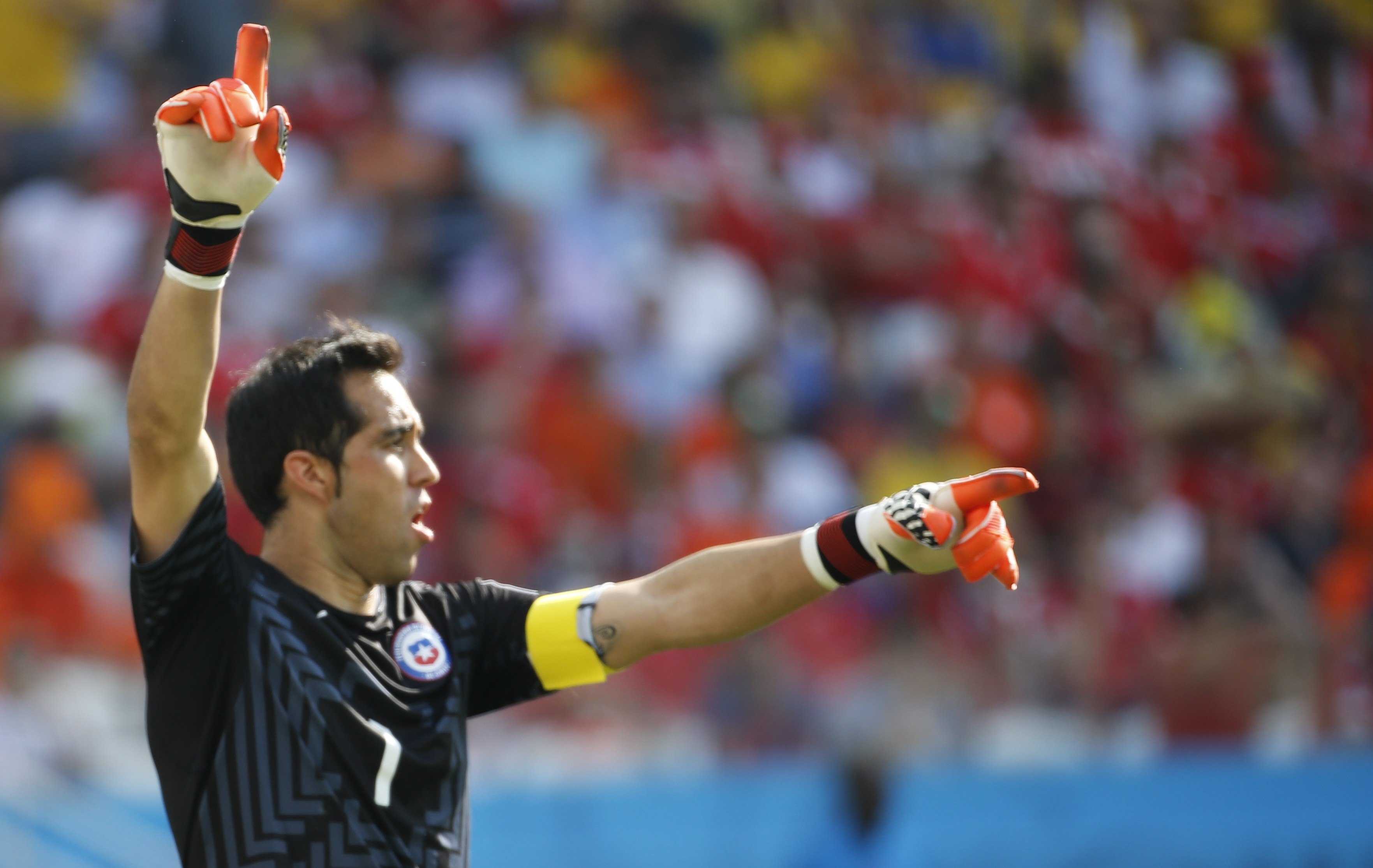 Claudio Bravo ve peligro en la Vinotinto contra Chile: Venezuela hará todo por clasificar