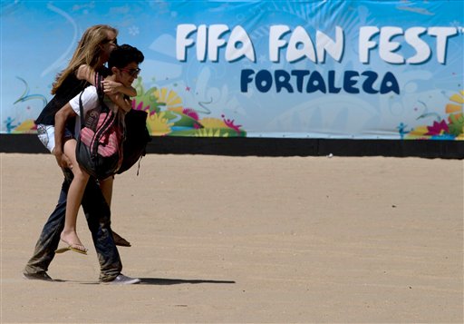 Mundial obliga a adelantar el Día de los Enamorados