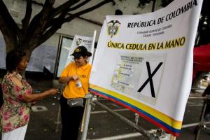Colombianos votaron en Venezuela (Fotos)