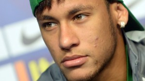 Padre de Neymar tendrá que testificar