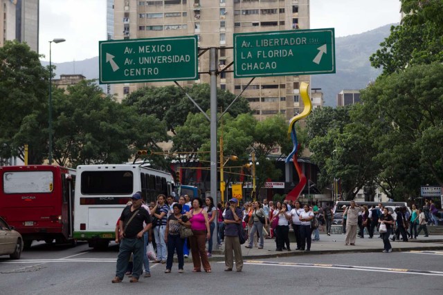 APAGÓN DEJA SIN LUZ VARIAS CIUDADES DEL CENTRO Y EL OCCIDENTE DE VENEZUELA