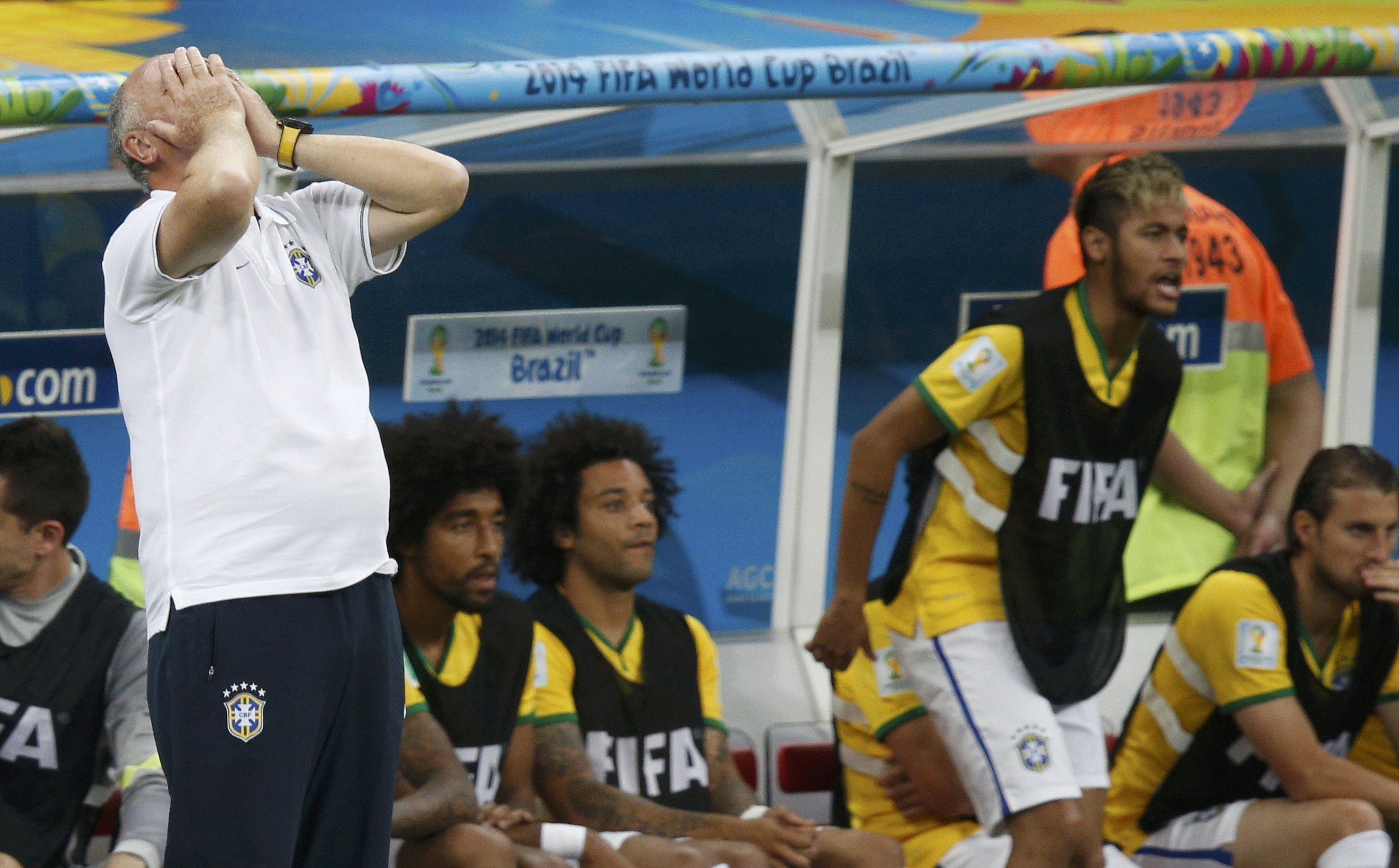 Esta fue la cara de Scolari tras los goles de Holanda (Foto)