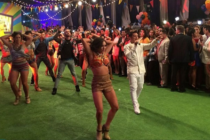 Oscarcito puso a bailar a todos en los Premios Juventud (Video)