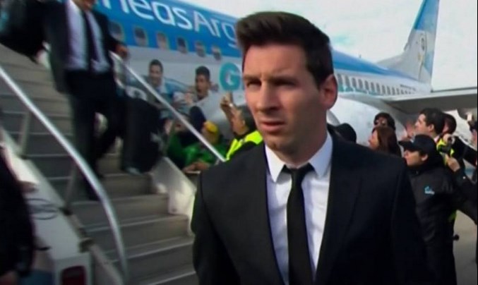 Así bajó Messi y la selección argentina del avión (Foto)