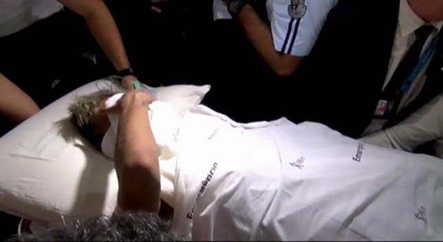 La caótica llegada de Neymar al hospital (Video)
