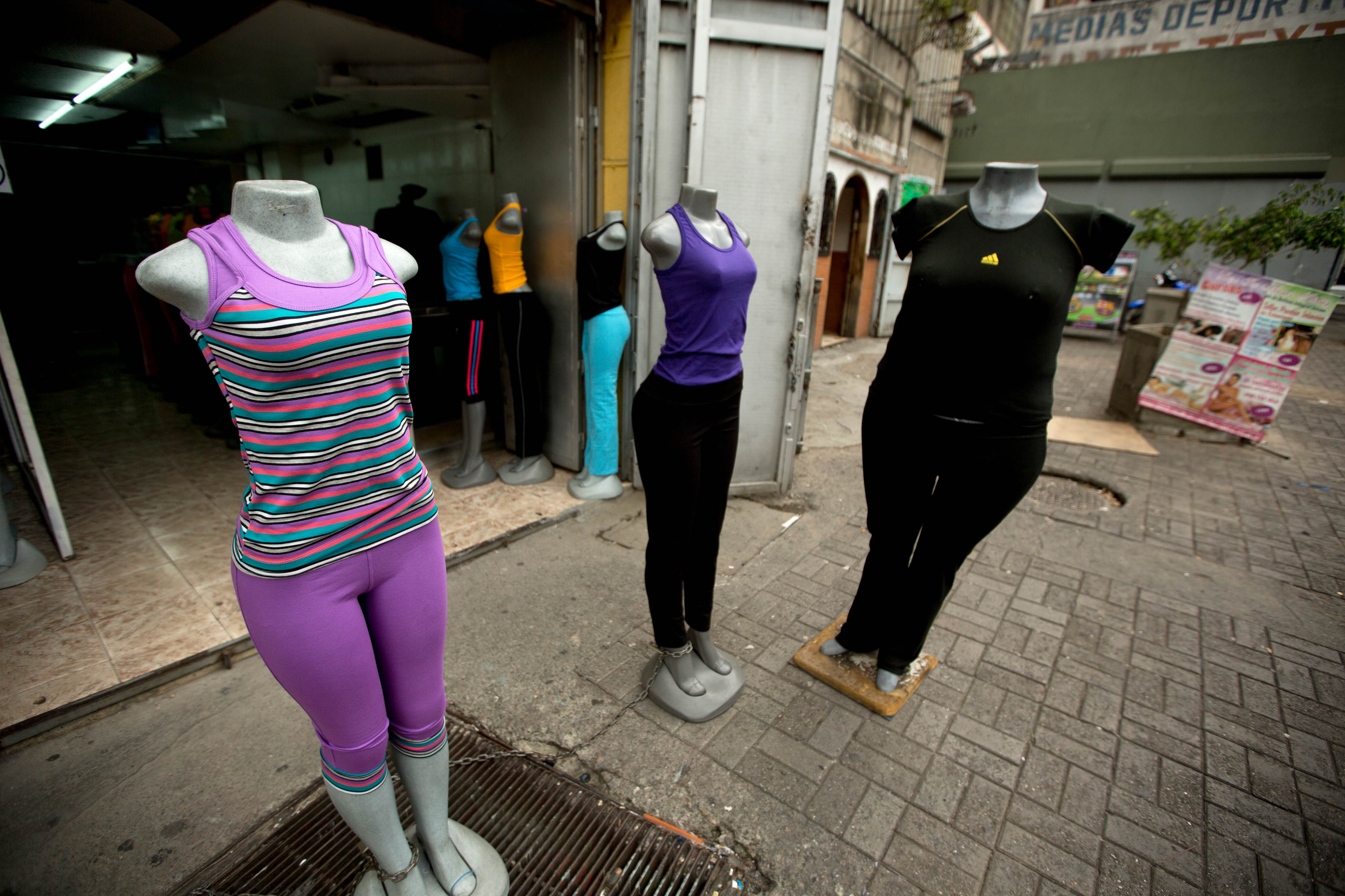 Ventas de ropa han bajado entre 40% y 70% en Puerto La Cruz y Barcelona