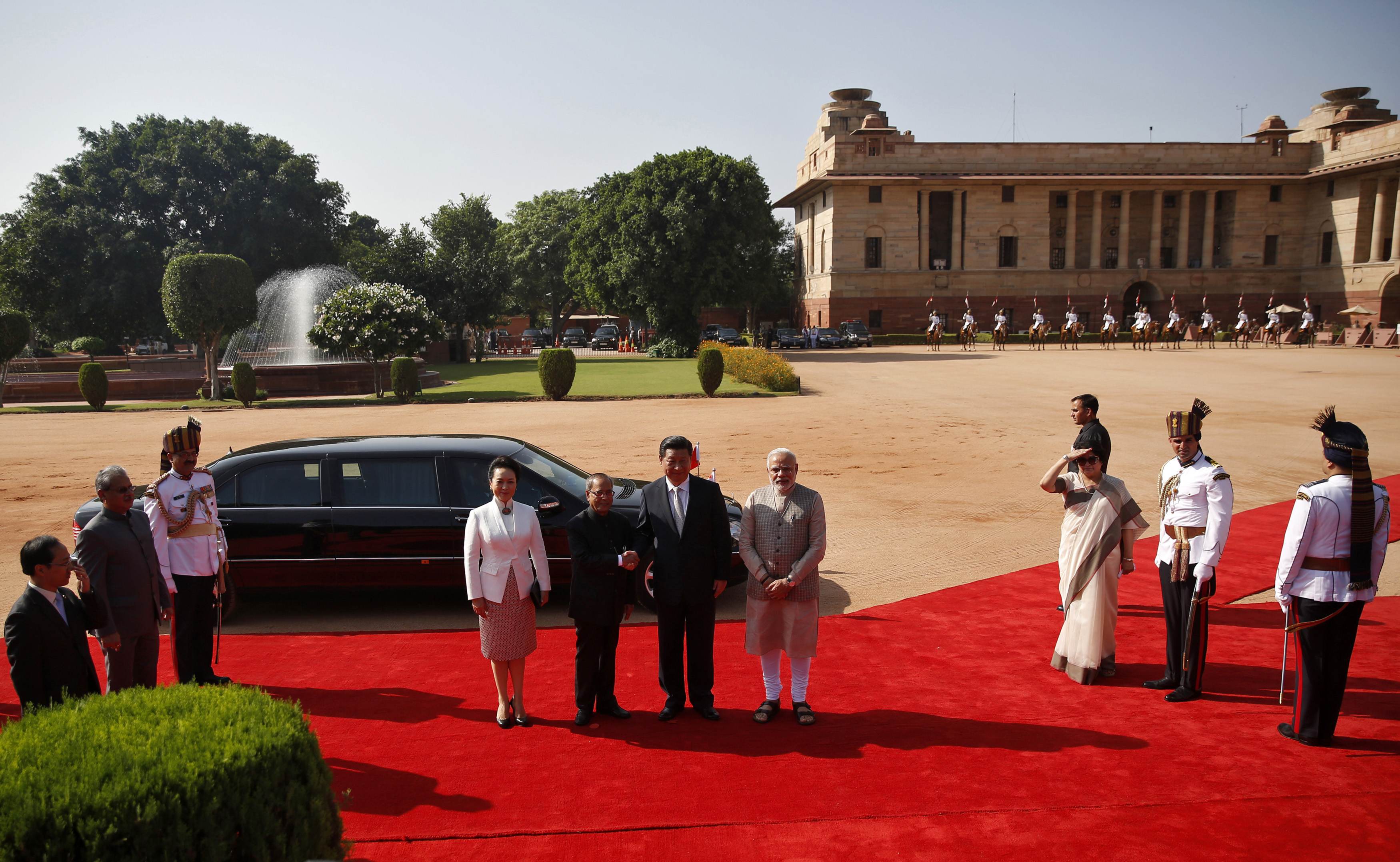 Los dirigentes chino e indio desean una solución pacífica a su diferendo fronterizo