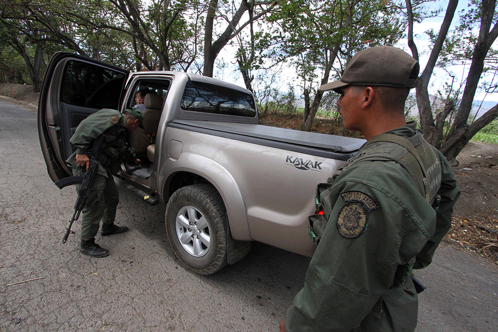 Policía de Cúcuta exige Seguro de accidentes de tránsito a los carros venezolanos