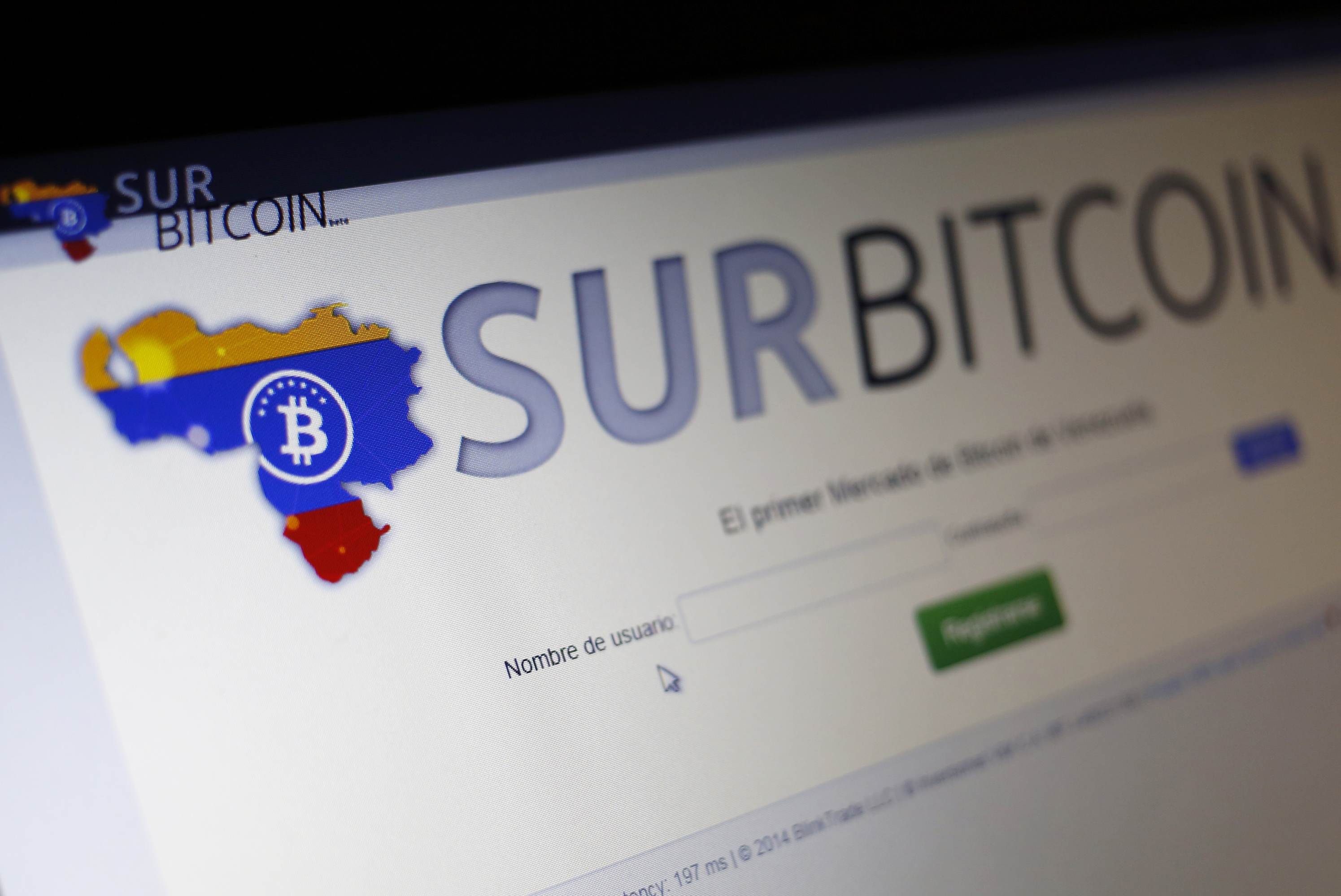Venezolanos recurren a “bitcoins” para eludir control de cambios (Foto)