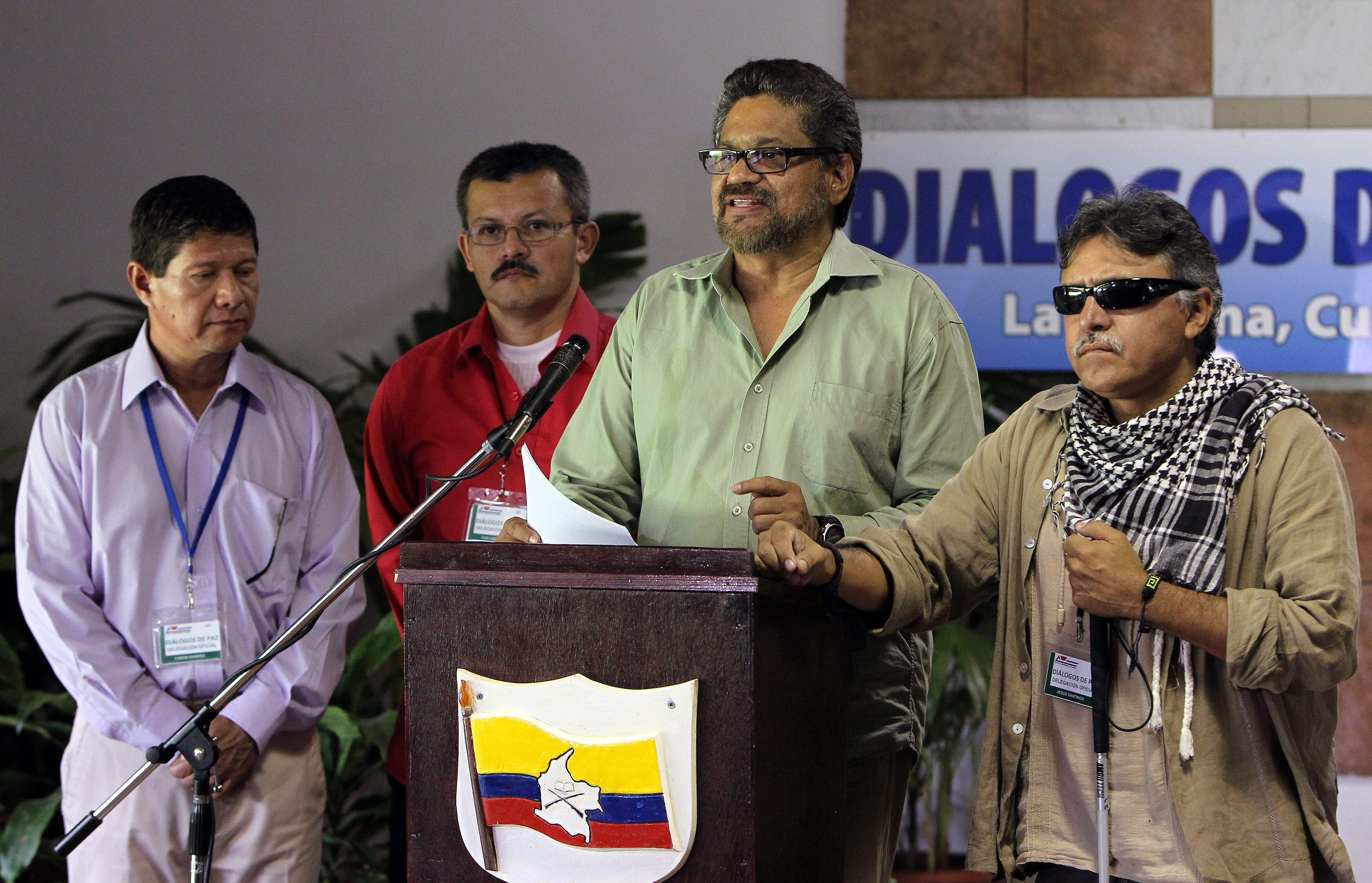 EEUU dice que exnegociador de paz colombiano entregó kilos de cocaína
