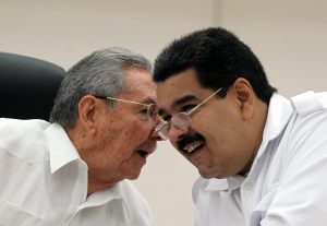 Una conversación de Whatsapp entre Maduro y Raúl Castro vía El Chigüire Bipolar