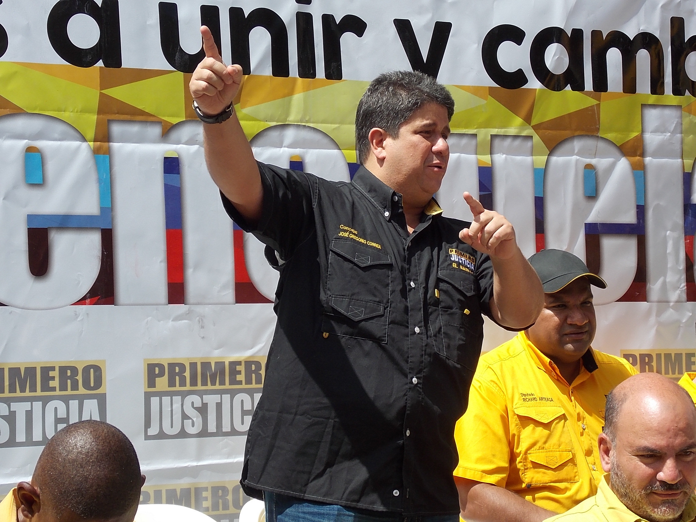 Concejal Correa solicitó a la Defensoría del Pueblo actuar ante disminución del PAE para 2015