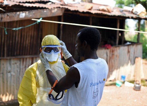 Médico cubano contagiado de ébola en Sierra Leona