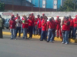 Un herido y al menos tres detenidos por la GNB durante protesta en Bolipuertos