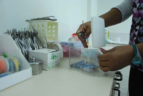 Escasez de insumos odontológicos llega al 80% en Carabobo
