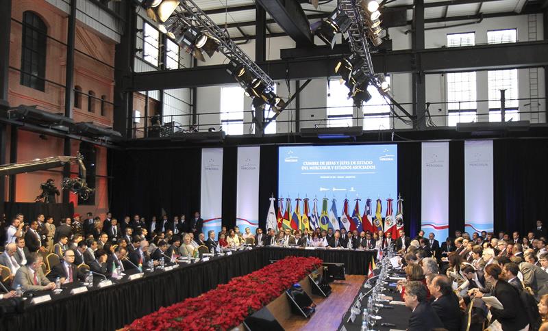 Mercosur felicita a Cuba por normalizar lazos con EEUU